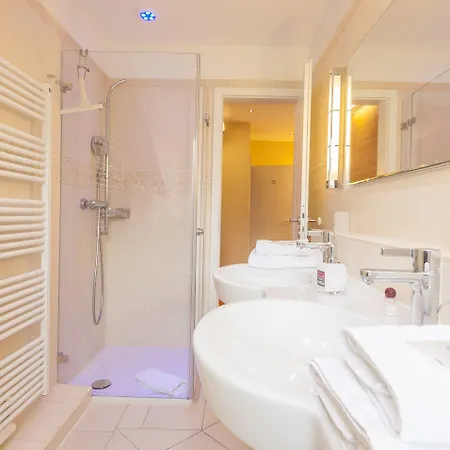 Hotel Seeschloesschen 4*